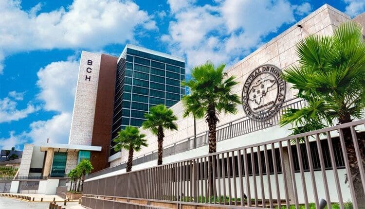 BCH: exportaciones impulsan reducción del déficit comercial de bienes en el primer trimestre de 2025